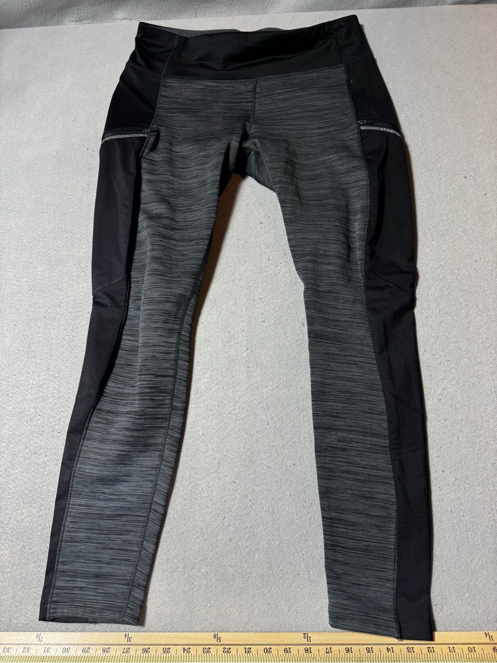 Athleta Women’s Black and Charcoal Performance Pants XLT